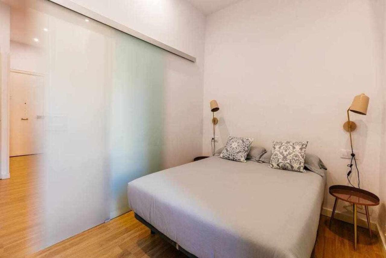 Cozy & Central Apartment Barcelona Exterior foto